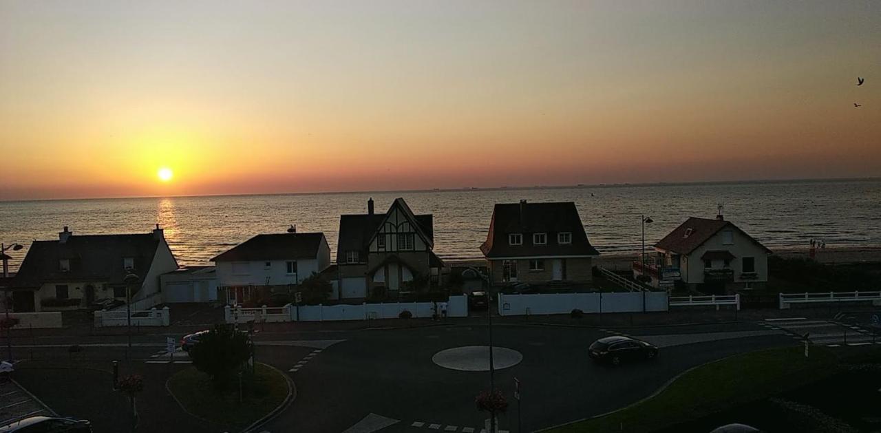Appartement Neuf Beautiful Villers 1-4 Pers Avec Parking Prive Et A 200 M Plage Εξωτερικό φωτογραφία